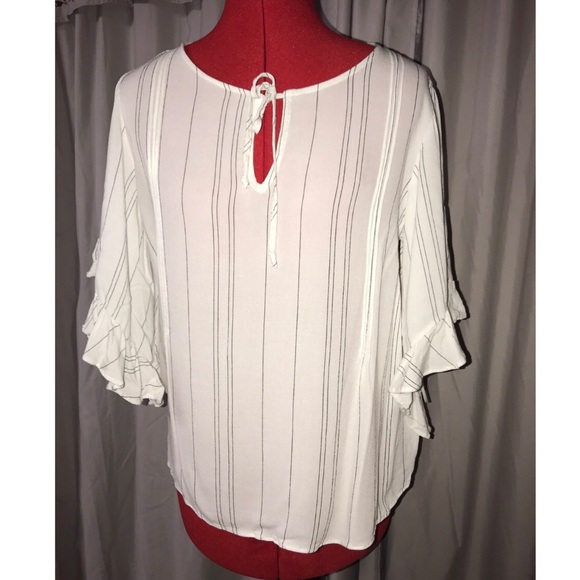 LC Lauren Conrad Tops - Lauren Conrad blouse
